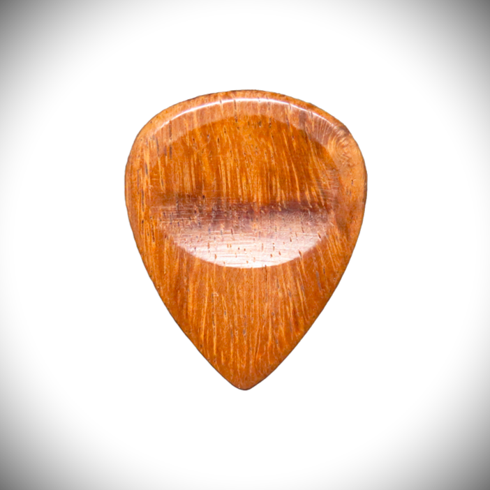 Gitarren Plektrum aus Holz - Handgeschnitzt - Wood Guitar Pick
