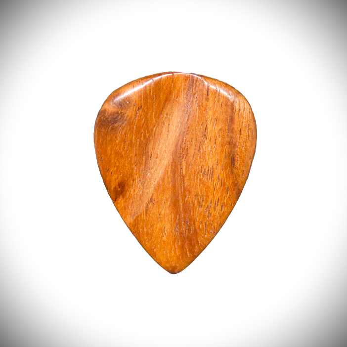 Gitarren Plektrum aus Holz - Handgeschnitzt - Wood Guitar Pick